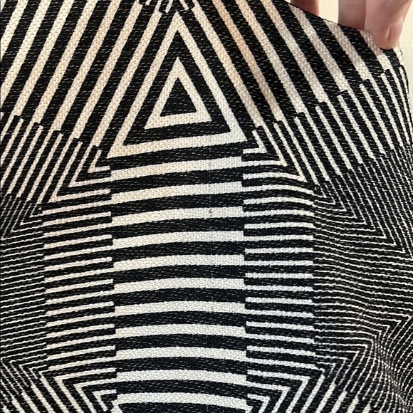 Anthropologie HD in Paris Black and White Geometric Tapestry Tank Top - Sz Small - Picture 5 of 16